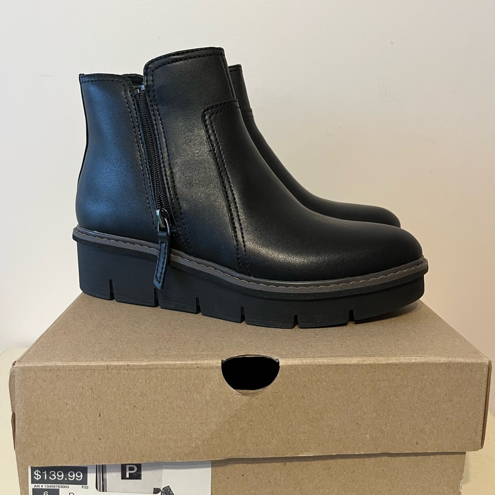 Clark Airabell Zip Black Ankle Boots